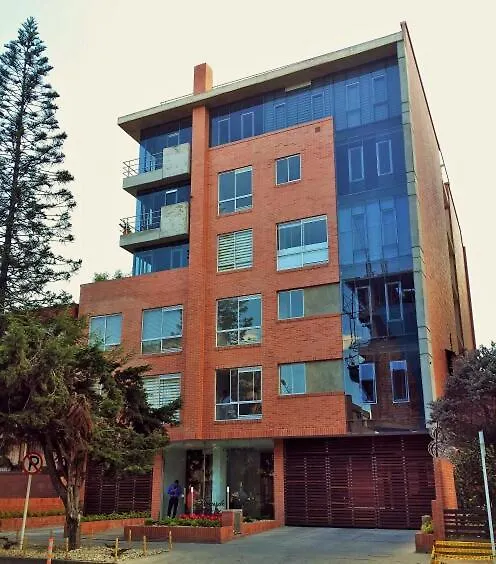 Chico Navarra Bogota Norte Daire